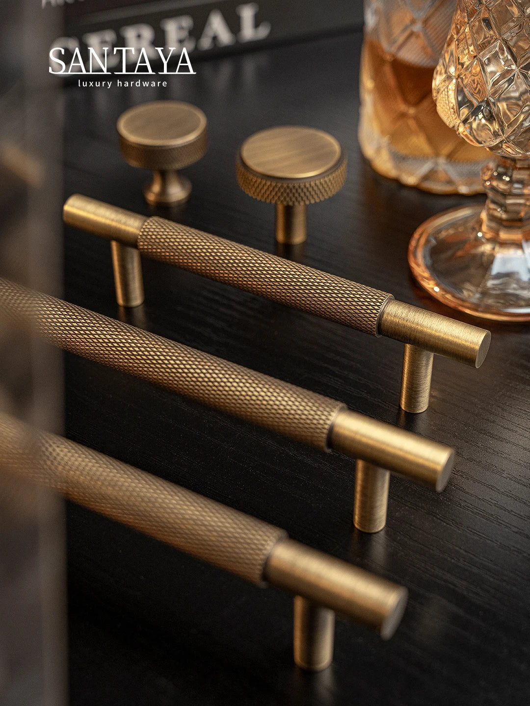 Santaya Brass Diamond-cut Cross Knurl Pattern Antique Kitchen Cabinet