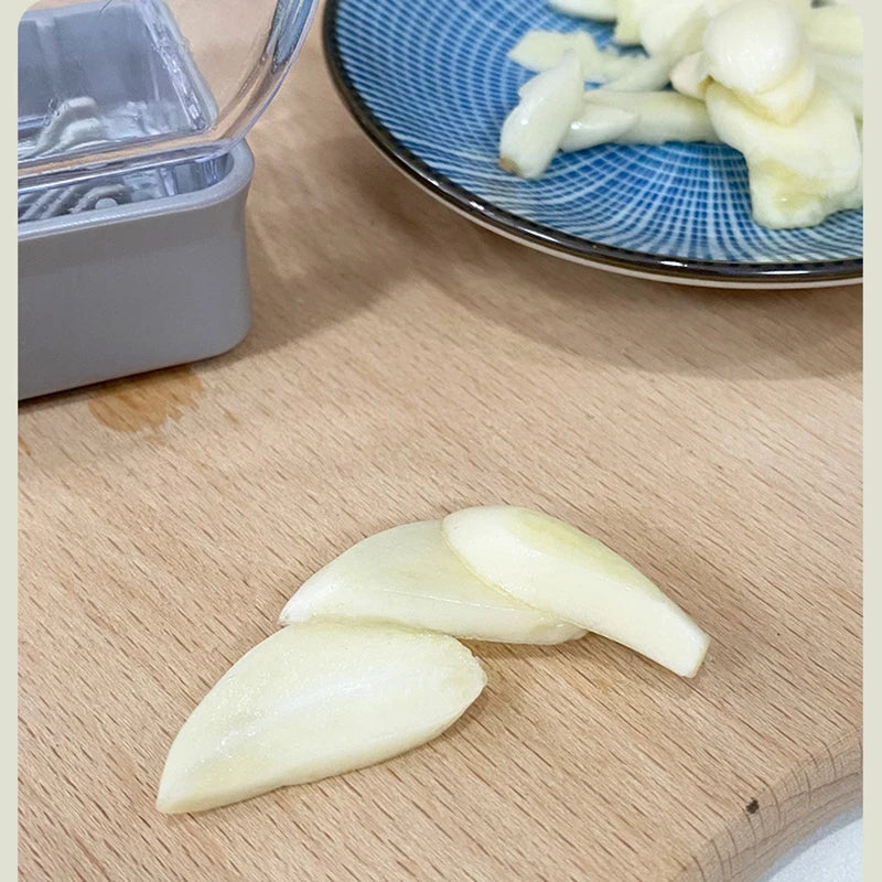 Manual Pressing Garlic Grinding Grater Cutter Cooking Tool Garlic